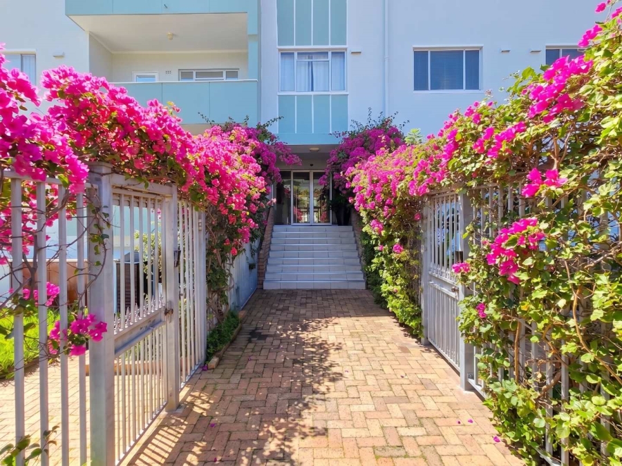 2 Bedroom Property for Sale in Oranjezicht Western Cape